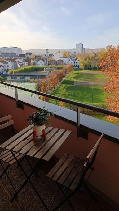 Studio Cosy 12 Min Arc De Triomphe Rueil-Malmaison Exterior foto
