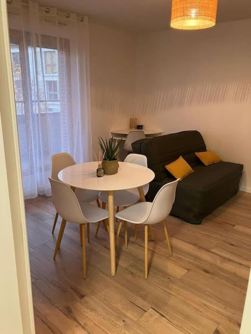 Studio Cosy 12 Min Arc De Triomphe Rueil-Malmaison Exterior foto